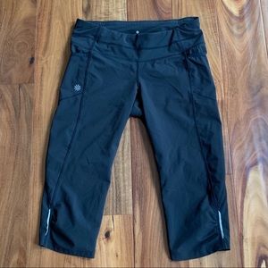 Athleta exercise crops